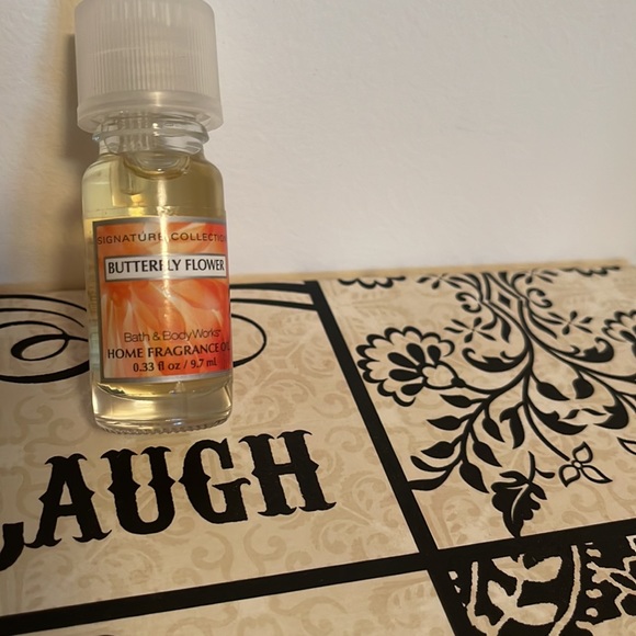 Bath & Body Works Home Fragrance Oil - BUTTERFLY FLOWER (Rare Discontinued) - Picture 4 of 5